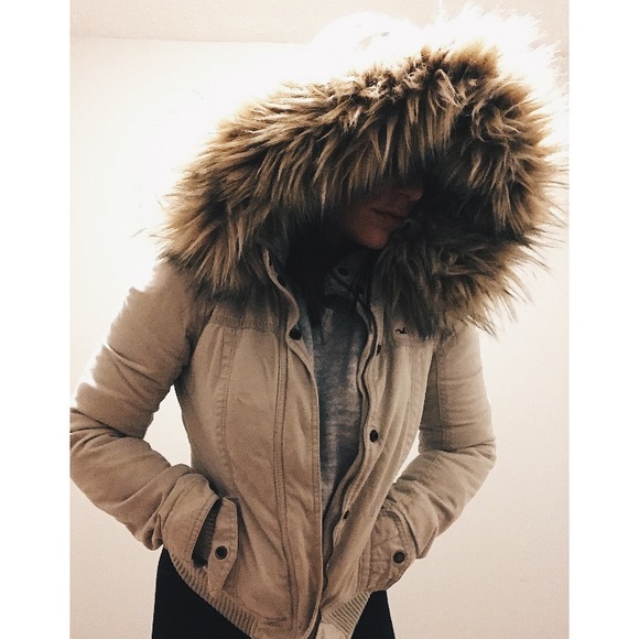 oversized fur hood